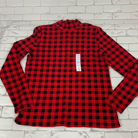 Croft & Barrow Long Sleeve Mock Turtleneck top. Red black checkers Size Medium - Picture 1 of 7
